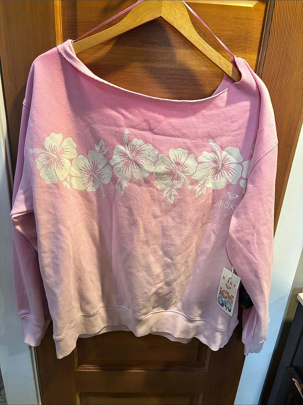 Roxy Floral Pink Sweatshirt NWT size L Large